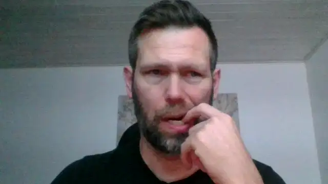 Snapshot of Gotta1 chatting on March 2025 09:37:01 PM Gotta1 online show from March 2025 09:37:01 PM