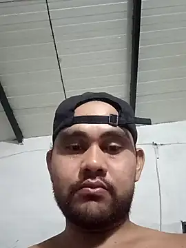 travieso2893 online show from September 2025 03:43:01 AM