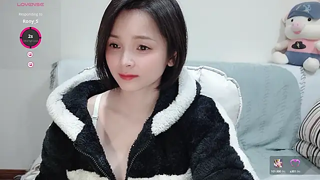 judy522 online show from January 2025 08:43:01 PM