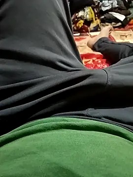 Naresh00766 online show from October 2025 01:04:02 PM