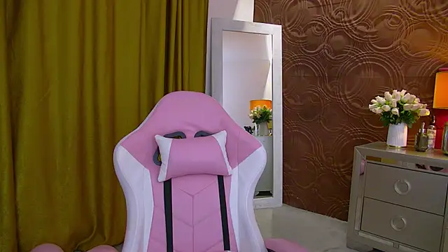 IrisMonn online show from December 2024 05:47:01 AM