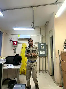 EnriquePersian197 online show from January 2026 12:11:01 PM