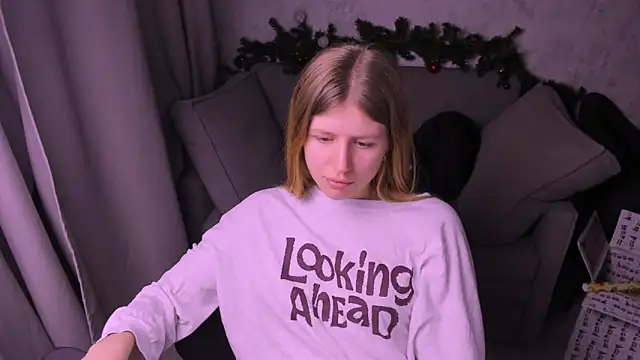 Snapshot of kirraa_ chatting on December 2024 11:02:02 PM kirraa  online show from December 2024 11:02:02 PM