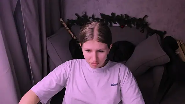 Snapshot of kirraa_ chatting on December 2024 09:54:02 PM kirraa  online show from December 2024 09:54:02 PM