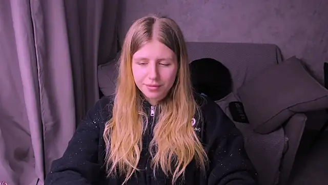 Snapshot of kirraa_ chatting on January 2025 07:58:02 PM kirraa  online show from January 2025 07:58:02 PM