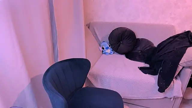 Snapshot of kirraa_ chatting on January 2025 09:39:02 PM kirraa  online show from January 2025 09:39:02 PM