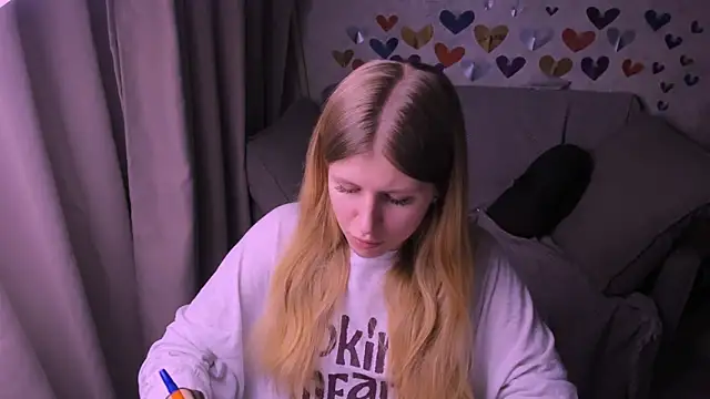 Snapshot of kirraa_ chatting on February 2025 01:47:02 AM kirraa  online show from February 2025 01:47:02 AM