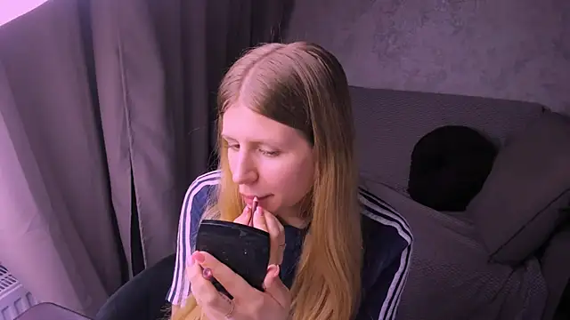 Snapshot of kirraa_ chatting on March 2025 06:54:02 PM kirraa  online show from March 2025 06:54:02 PM