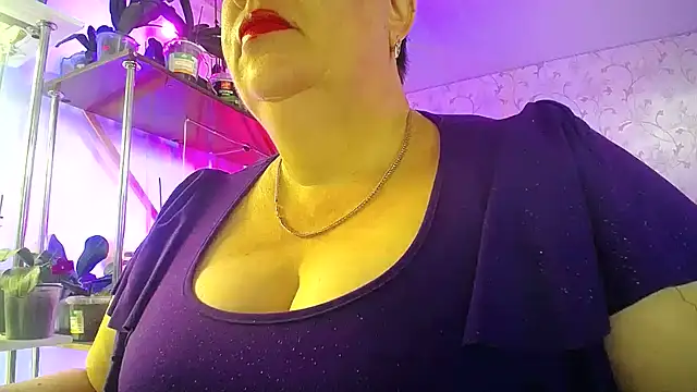  Sweet Woman online show from July 2026 05:57:01 AM
