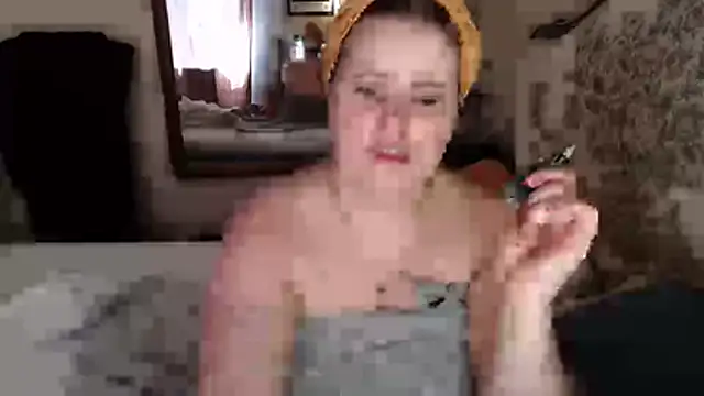 Snapshot of JosieAndYou chatting on March 2026 12:16:01 PM JosieAndYou online show from March 2026 12:16:01 PM