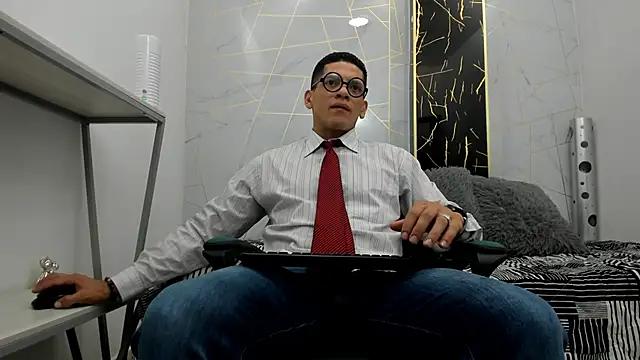 Steven x94 online show from September 2025 12:31:02 PM