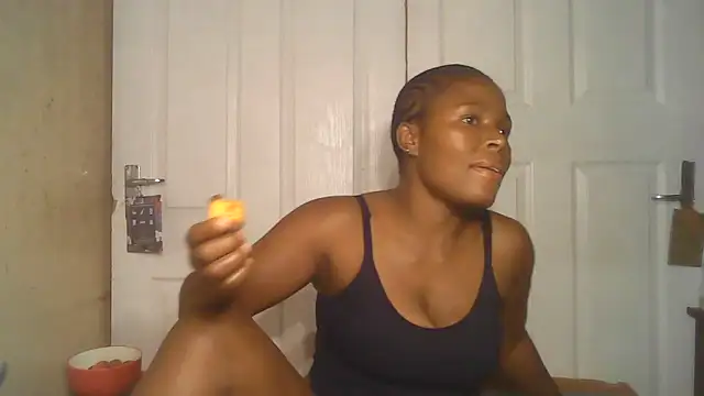 Snapshot of Smoochy_ chatting on December 2024 03:41:01 PM Smoochy online show from December 2024 03:41:01 PM