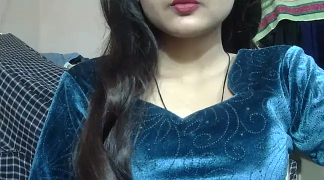 Snapshot of Aayesha chatting on December 2024 07:50:02 AM Aayesha online show from December 2024 07:50:02 AM