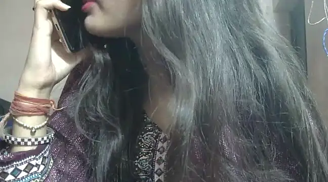 Snapshot of Aayesha chatting on January 2025 12:17:02 PM Aayesha online show from January 2025 12:17:02 PM