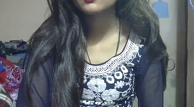 Snapshot of Aayesha chatting on January 2025 04:34:02 AM Aayesha online show from January 2025 04:34:02 AM