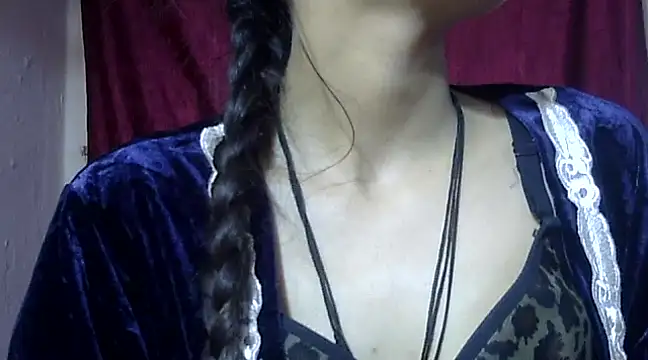 Snapshot of Aayesha chatting on February 2025 08:49:01 AM Aayesha online show from February 2025 08:49:01 AM