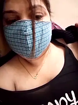 Naughty-Trisha online show from December 2025 07:23:01 AM