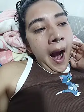 Hellen Alex online show from December 2025 01:40:02 PM