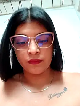 naughty-girl01 online show from February 2025 01:11:02 PM