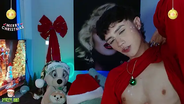 Snapshot of maxiy_001 chatting on December 2024 08:28:02 AM maxiy 001 online show from December 2024 08:28:02 AM
