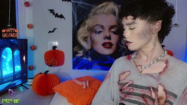 Snapshot of maxiy_001 chatting on October 2025 04:43:01 AM maxiy 001 online show from October 2025 04:43:01 AM