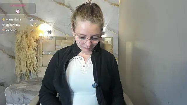  isaabellaa online show from July 2026 12:42:02 PM