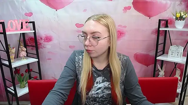 BeatriceFly online show from February 2026 01:12:02 PM