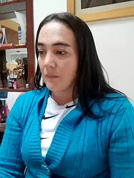 skayhot  online show from September 2025 01:00:02 PM