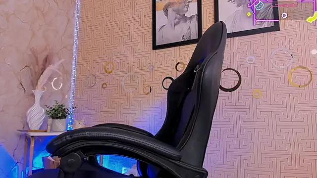 Mia Gothzx online show from March 2026 12:33:02 PM