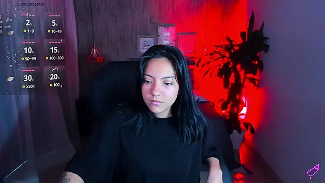 Snapshot of miichael_black chatting on January 2025 04:16:02 PM miichael black online show from January 2025 04:16:02 PM