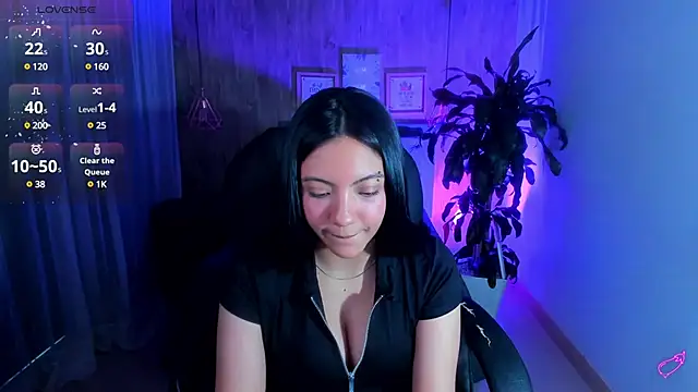 Snapshot of miichael_black chatting on January 2025 05:49:02 PM miichael black online show from January 2025 05:49:02 PM
