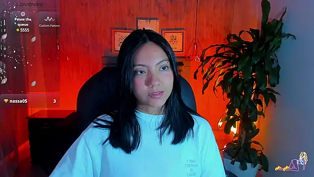 Snapshot of miichael_black chatting on February 2025 12:50:01 PM miichael black online show from February 2025 12:50:01 PM
