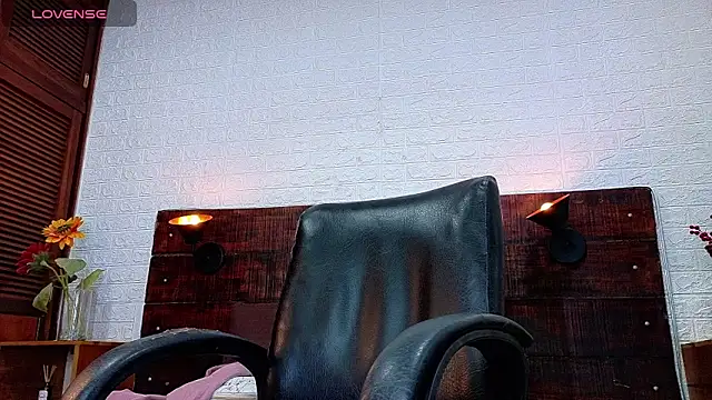 Celeste sanz online show from November 2025 10:59:01 AM