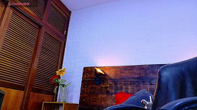 Celeste sanz online show from December 2025 12:54:01 PM