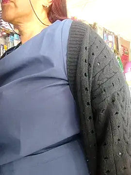 Edged Hot69 online show from March 2025 08:17:01 PM