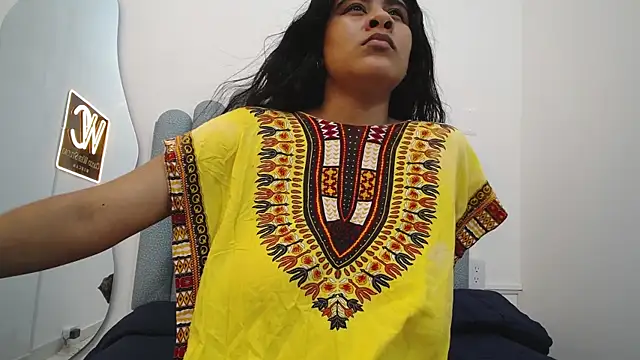 iniyalaboni online show from February 2025 09:30:01 PM