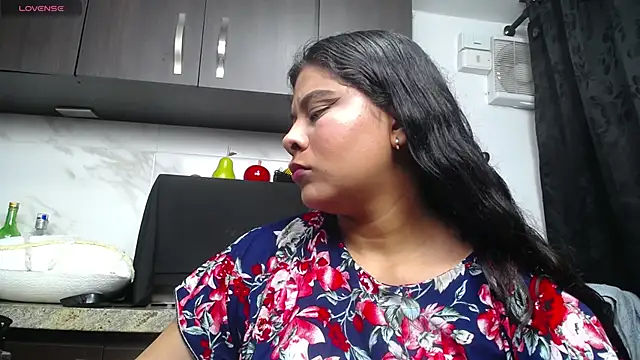 iniyalaboni online show from September 2025 08:09:02 PM