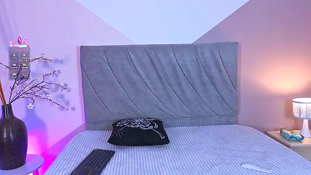 miaablack online show from November 2025 08:40:02 PM