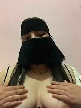 Snapshot of Miss-Soka chatting on December 2024 12:31:02 AM Miss-Soka online show from December 2024 12:31:02 AM