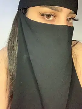 Miss-Soka online show from April 2026 12:11:02 AM