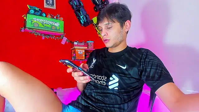 LilOwen  online show from September 2025 07:08:01 PM