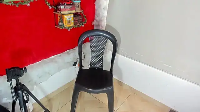 LilOwen  online show from October 2025 06:51:02 PM