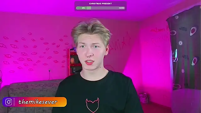 Snapshot of TheMikeSever chatting on December 2024 03:21:02 AM TheMikeSever online show from December 2024 03:21:02 AM