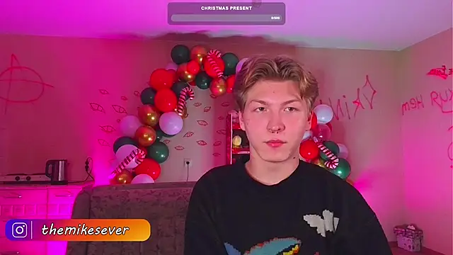 Snapshot of TheMikeSever chatting on December 2024 08:12:02 PM TheMikeSever online show from December 2024 08:12:02 PM