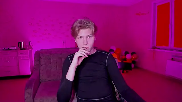 Snapshot of TheMikeSever chatting on February 2025 10:54:01 PM TheMikeSever online show from February 2025 10:54:01 PM