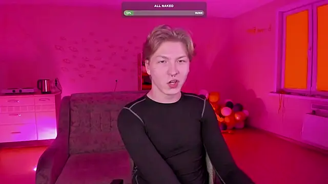 Snapshot of TheMikeSever chatting on February 2025 02:35:01 AM TheMikeSever online show from February 2025 02:35:01 AM