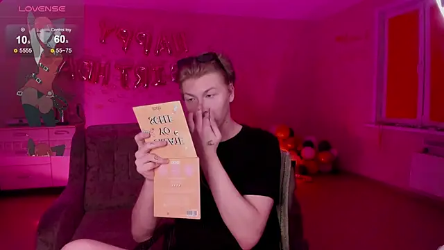 Snapshot of TheMikeSever chatting on February 2025 05:13:02 PM TheMikeSever online show from February 2025 05:13:02 PM