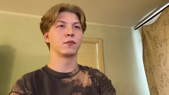 Snapshot of TheMikeSever chatting on September 2025 04:50:01 AM TheMikeSever online show from September 2025 04:50:01 AM