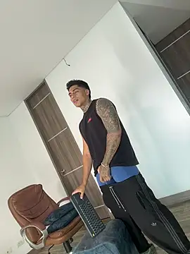 Dominiofit online show from February 2026 07:15:01 PM