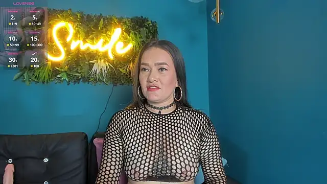 celestelewis online show from December 2025 07:44:01 PM